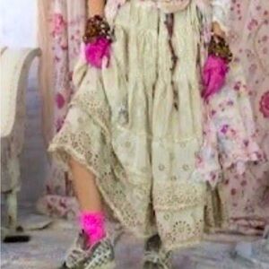 SOLD❌❌Magnolia Pearl Hilma eyelet skirt